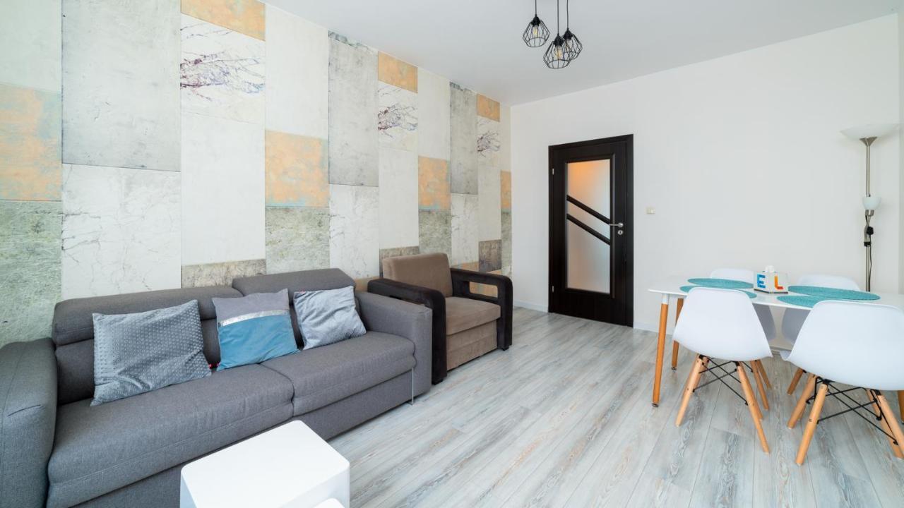 Apartamenty Everysky - Kraszewskiego 2 Jelenia Gora Ngoại thất bức ảnh